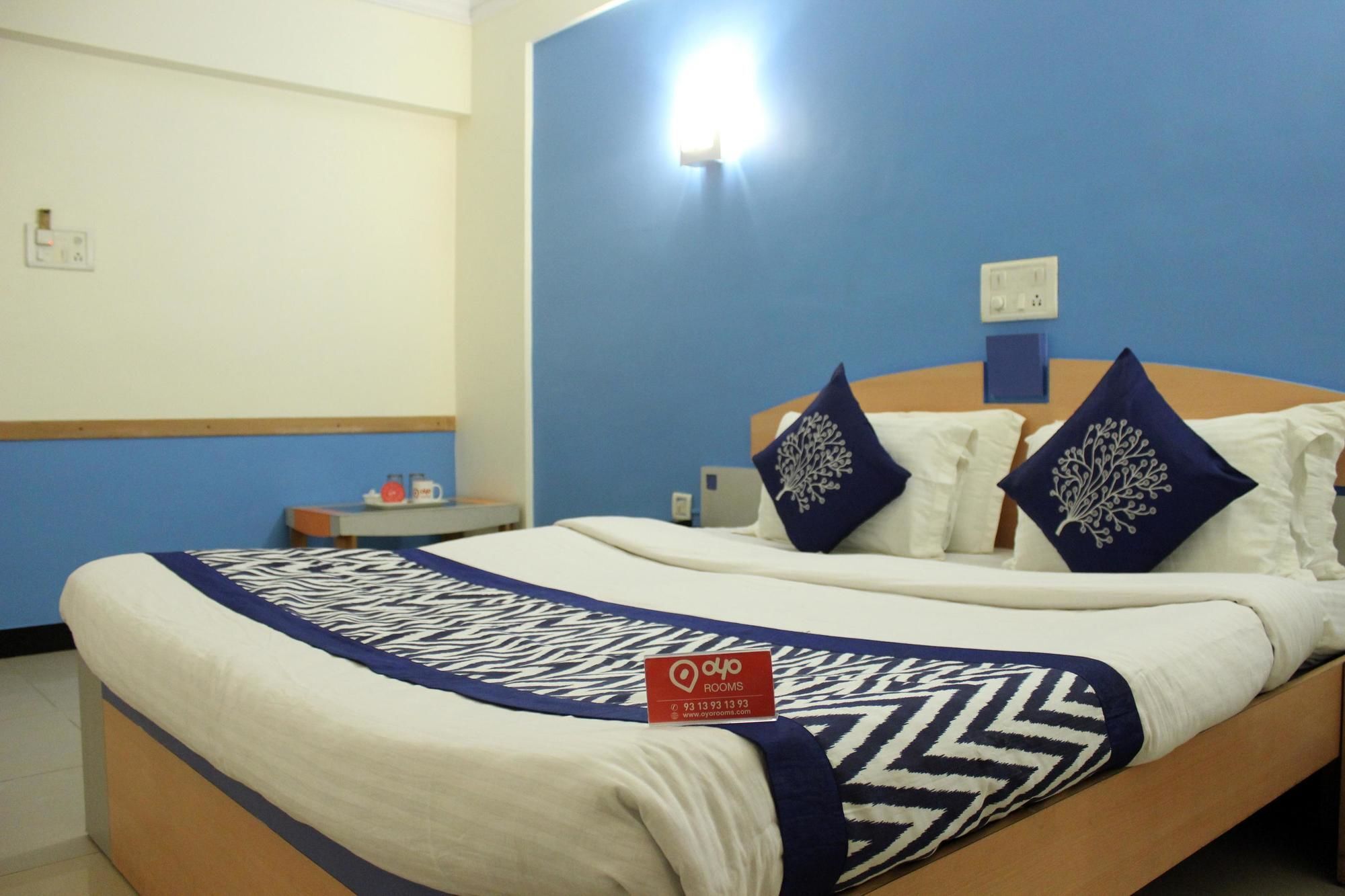 Oyo Rooms Hubli Bagian luar foto