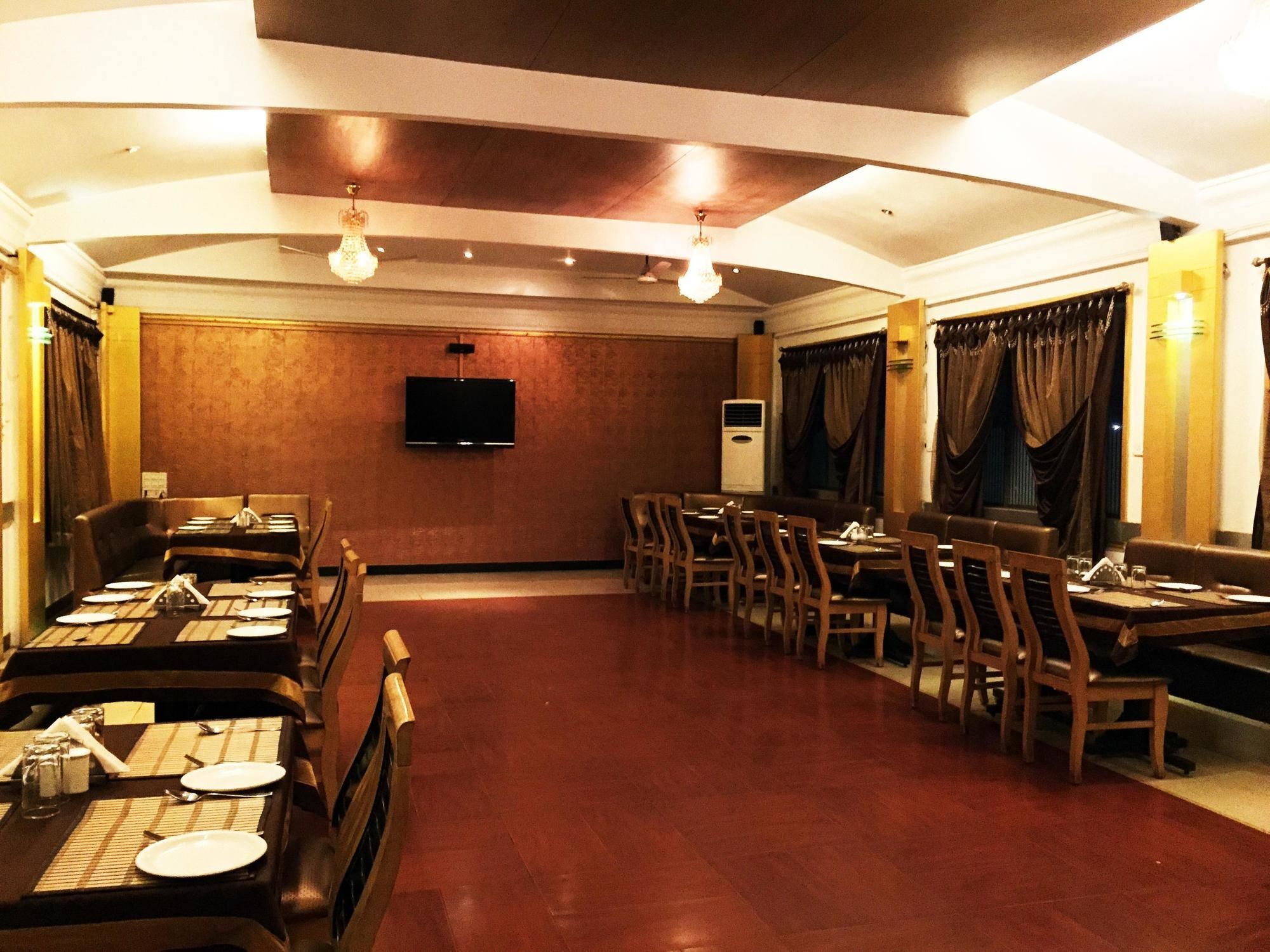 Oyo Rooms Hubli Bagian luar foto