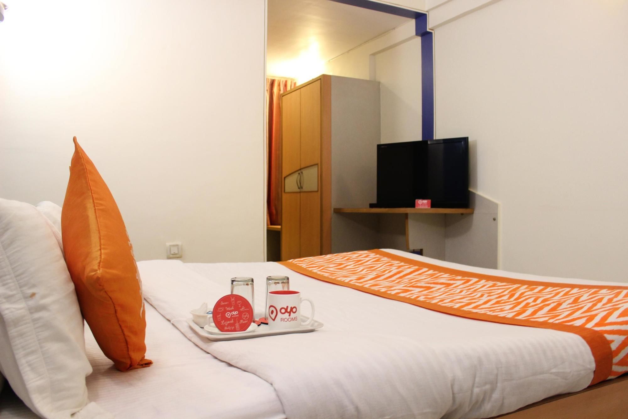 Oyo Rooms Hubli Bagian luar foto