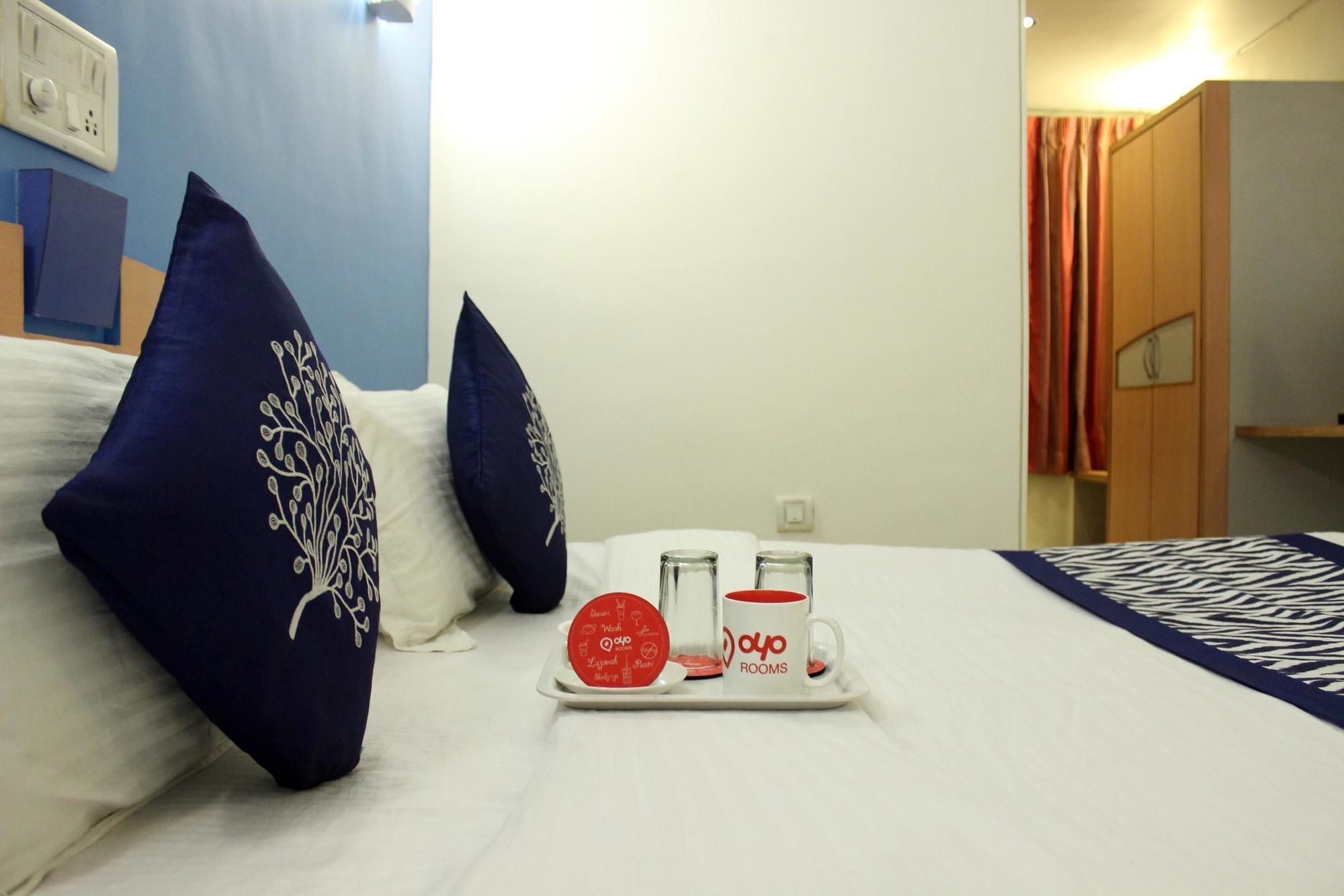 Oyo Rooms Hubli Bagian luar foto