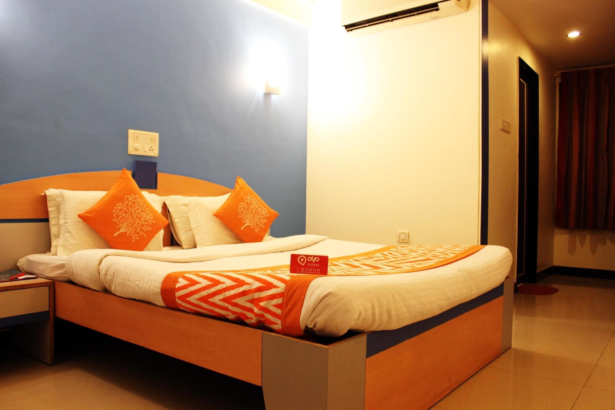 Oyo Rooms Hubli Bagian luar foto